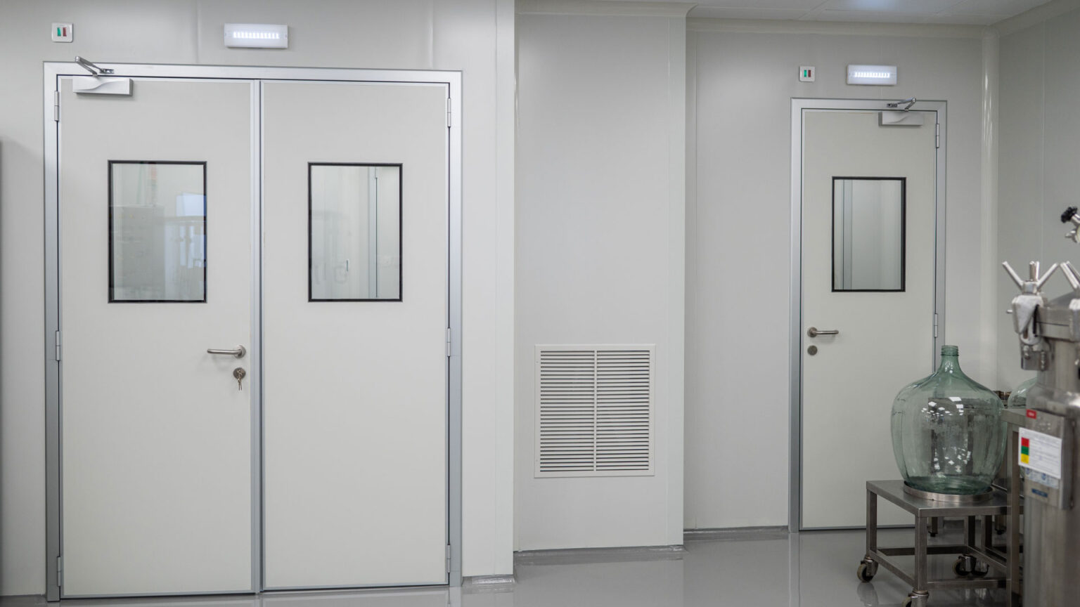 Ex_Cleanroom_001_4119