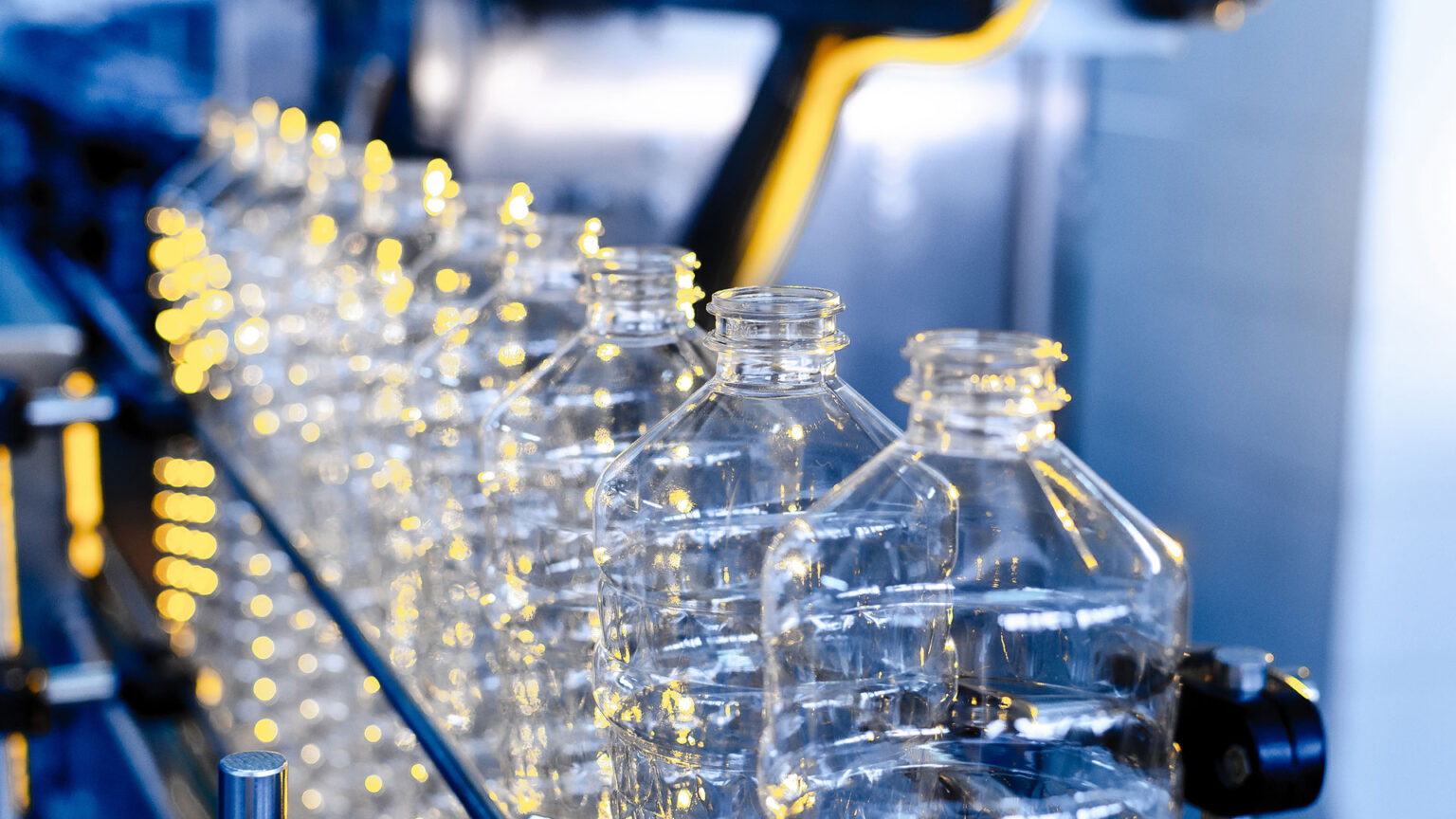 Plastic_1091544017